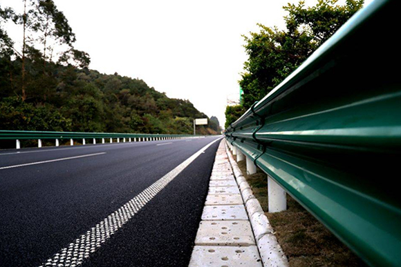 晋城高速公路护栏的常用类型